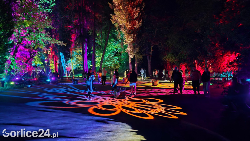 Festiwal Światła - iluminacja w Parku Miejskim (03.05.)
