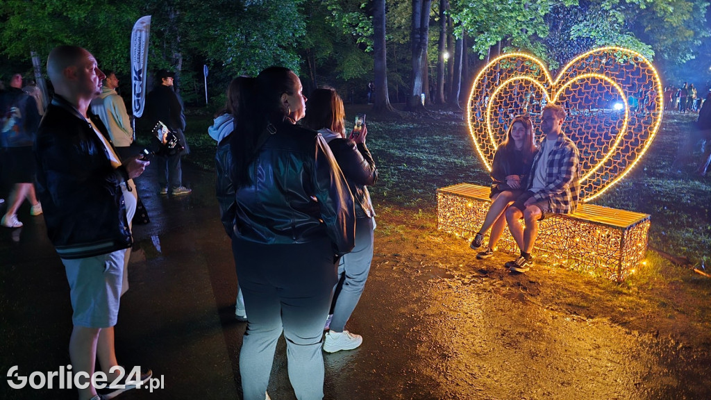 Festiwal Światła - iluminacja w Parku Miejskim (03.05.)