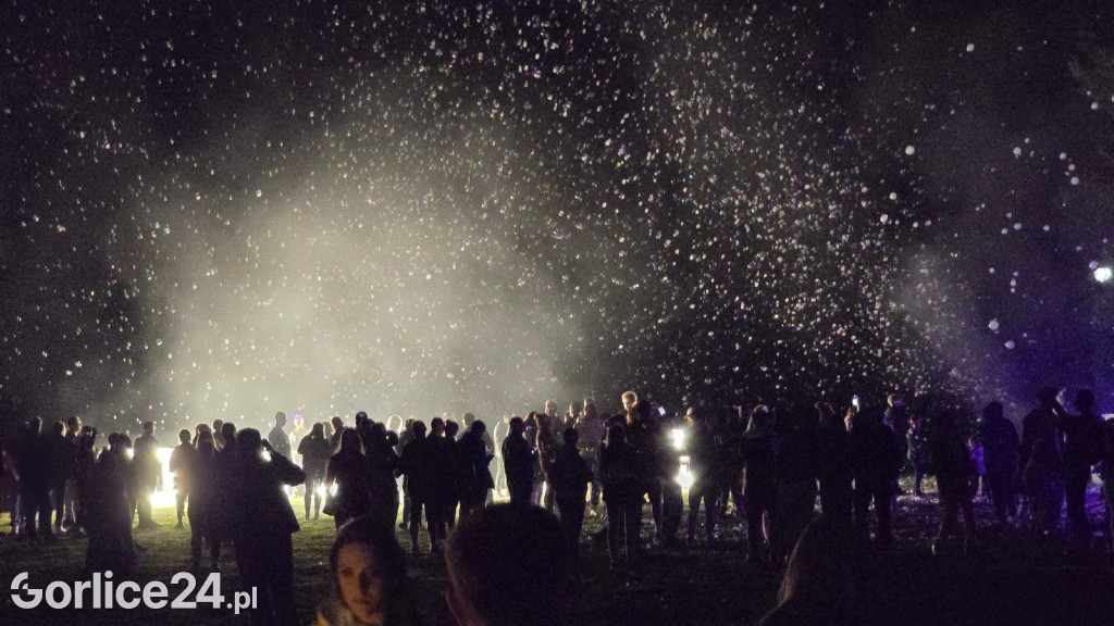 Festiwal Światła - iluminacja w Parku Miejskim (03.05.)