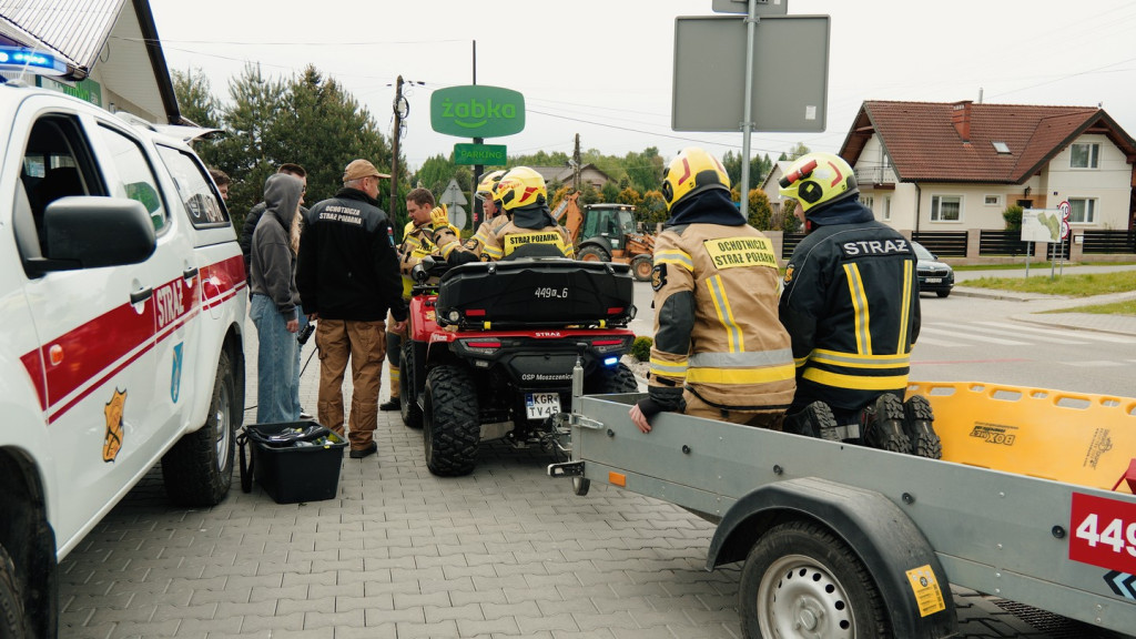 Ćwiczenia strażaków-ochotników w Moszczenicy (10.05.)
