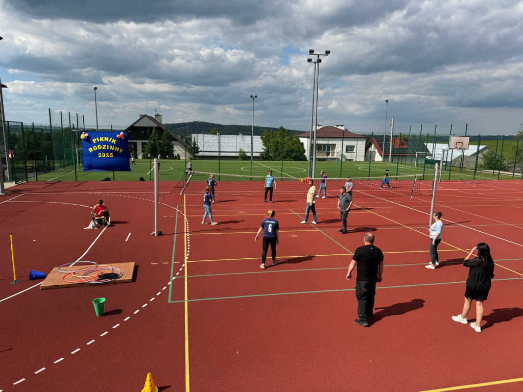  Sportowy Piknik Rodzinny w Woli Łużańskiej (25.05)