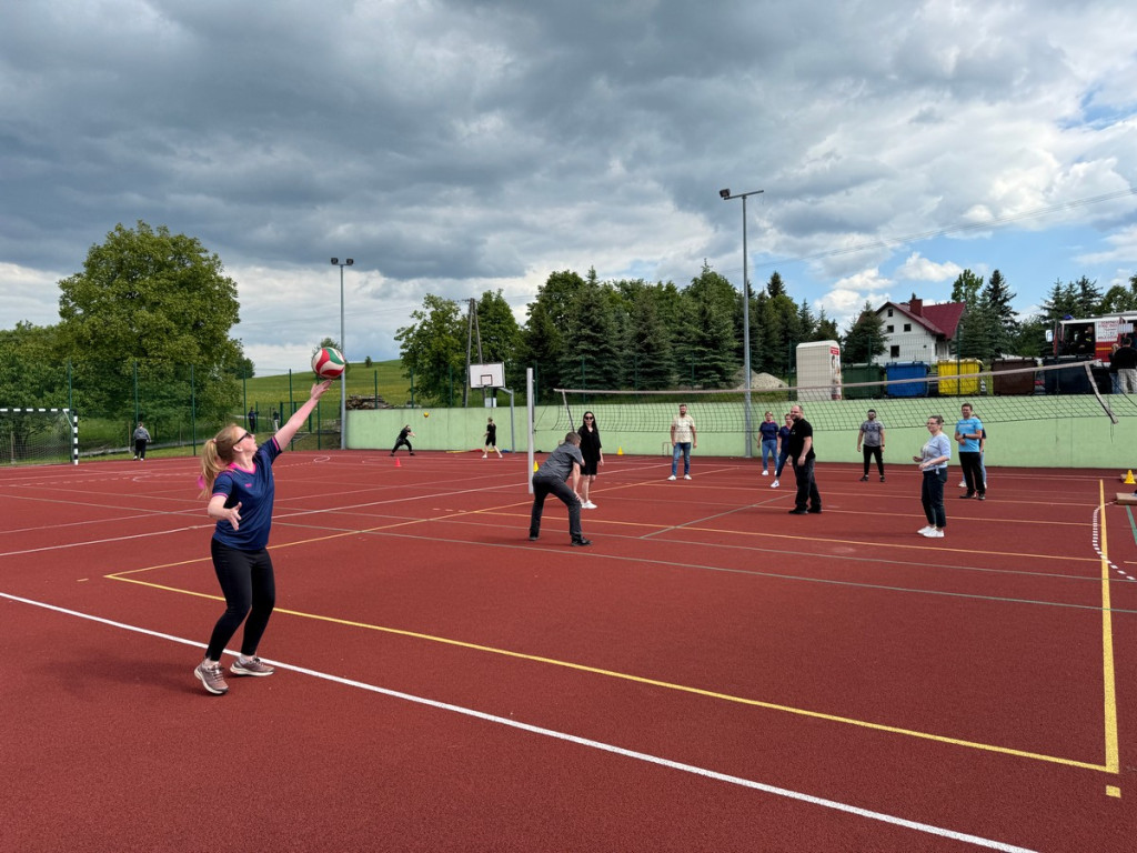  Sportowy Piknik Rodzinny w Woli Łużańskiej (25.05)