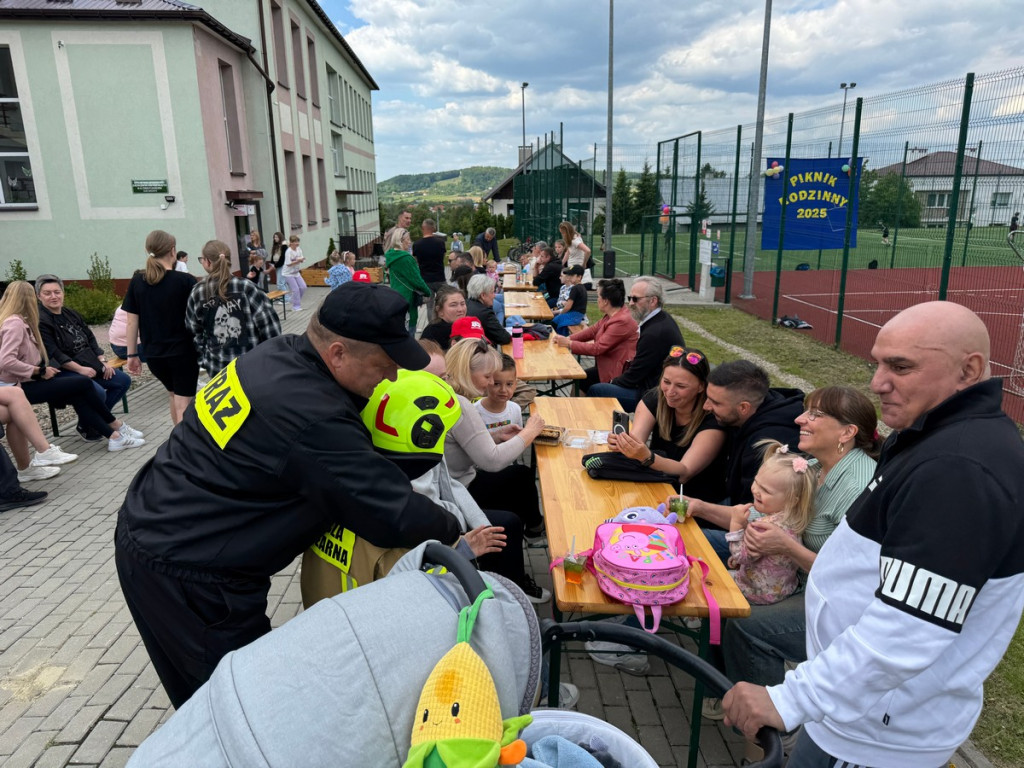  Sportowy Piknik Rodzinny w Woli Łużańskiej (25.05)
