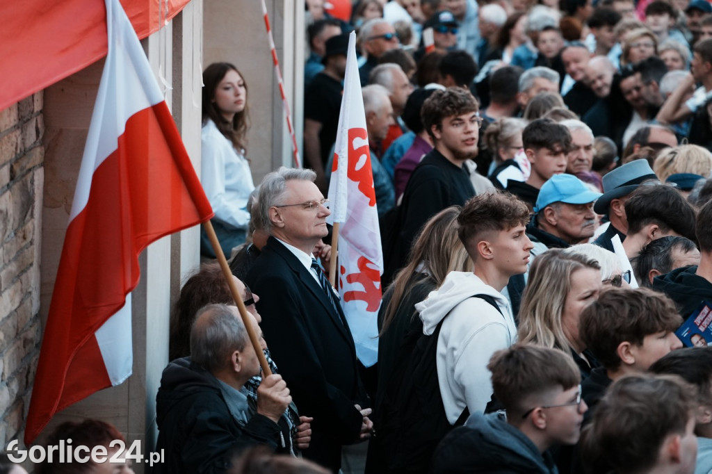 Karol Nawrocki w Gorlicach spotkał się z mieszkańcami