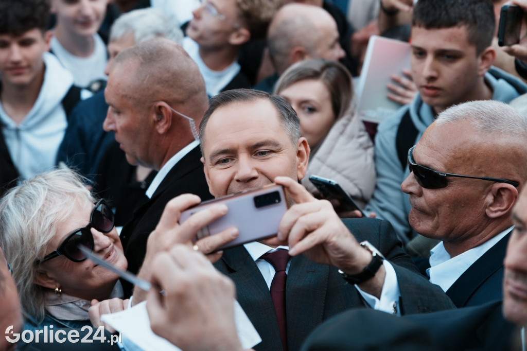 Karol Nawrocki w Gorlicach spotkał się z mieszkańcami