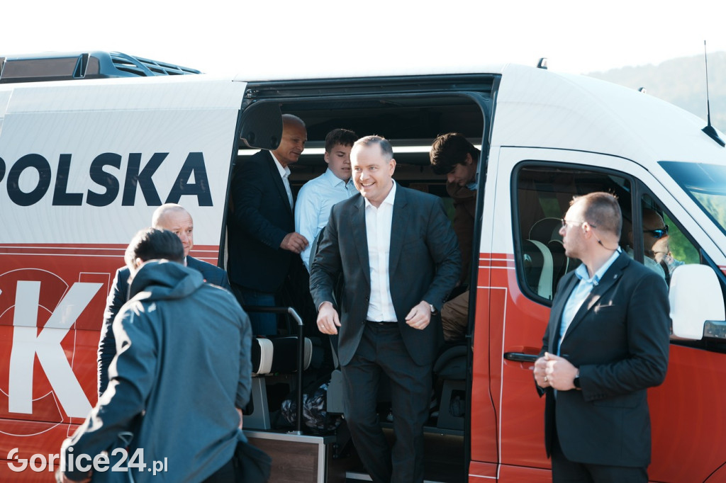 Karol Nawrocki rozpoczął dzień od spotkania z działaczami