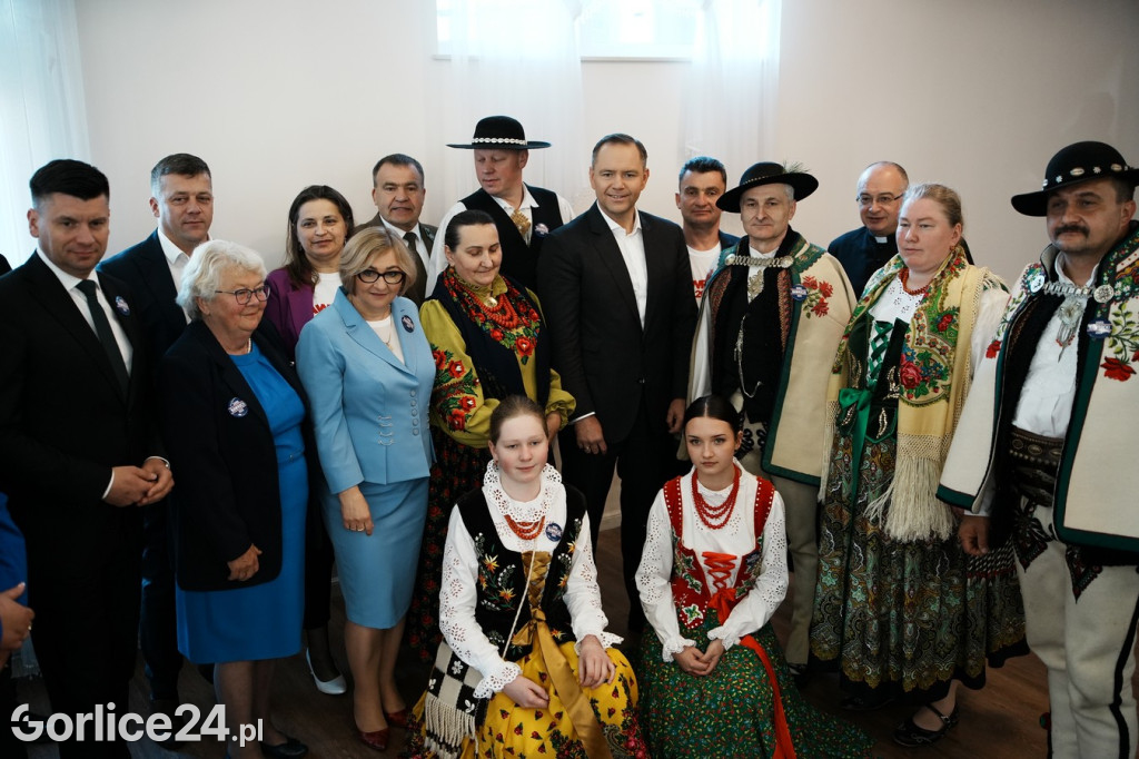 Karol Nawrocki rozpoczął dzień od spotkania z działaczami