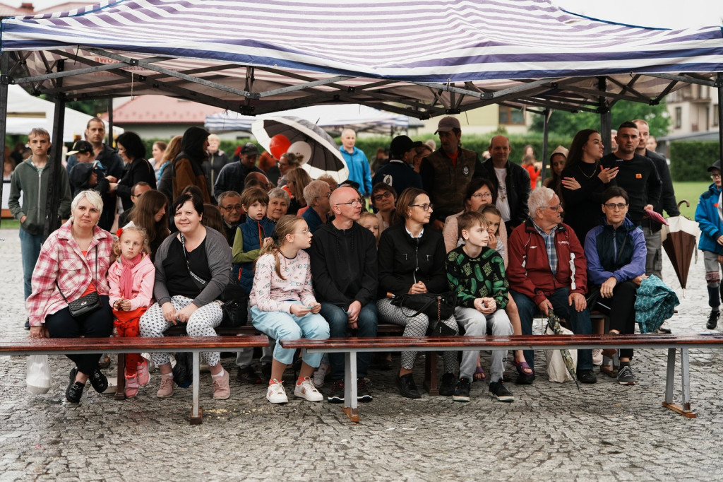Festyn w parafii pw. św. Jadwigi Królowej (08.06.)