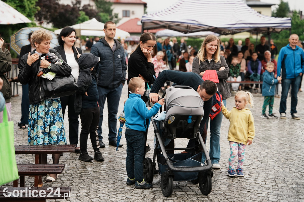 Festyn w parafii pw. św. Jadwigi Królowej (08.06.)