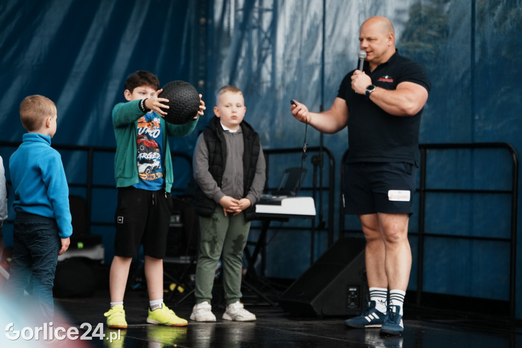 Festyn w parafii pw. św. Jadwigi Królowej (08.06.)