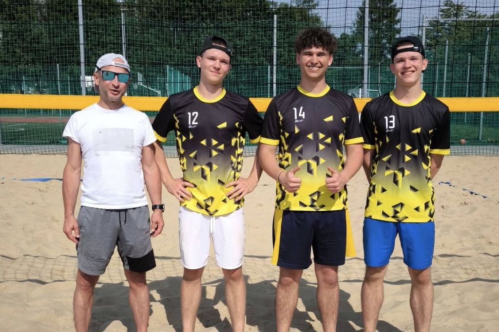 Ekonomik Mistrzem Województwa w siatkówce plażowej