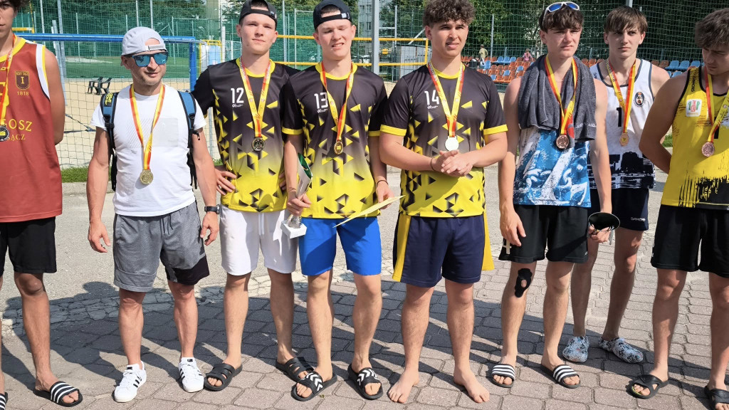 Ekonomik Mistrzem Województwa w siatkówce plażowej