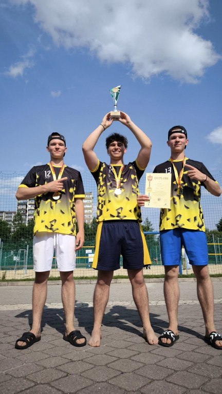 Ekonomik Mistrzem Województwa w siatkówce plażowej