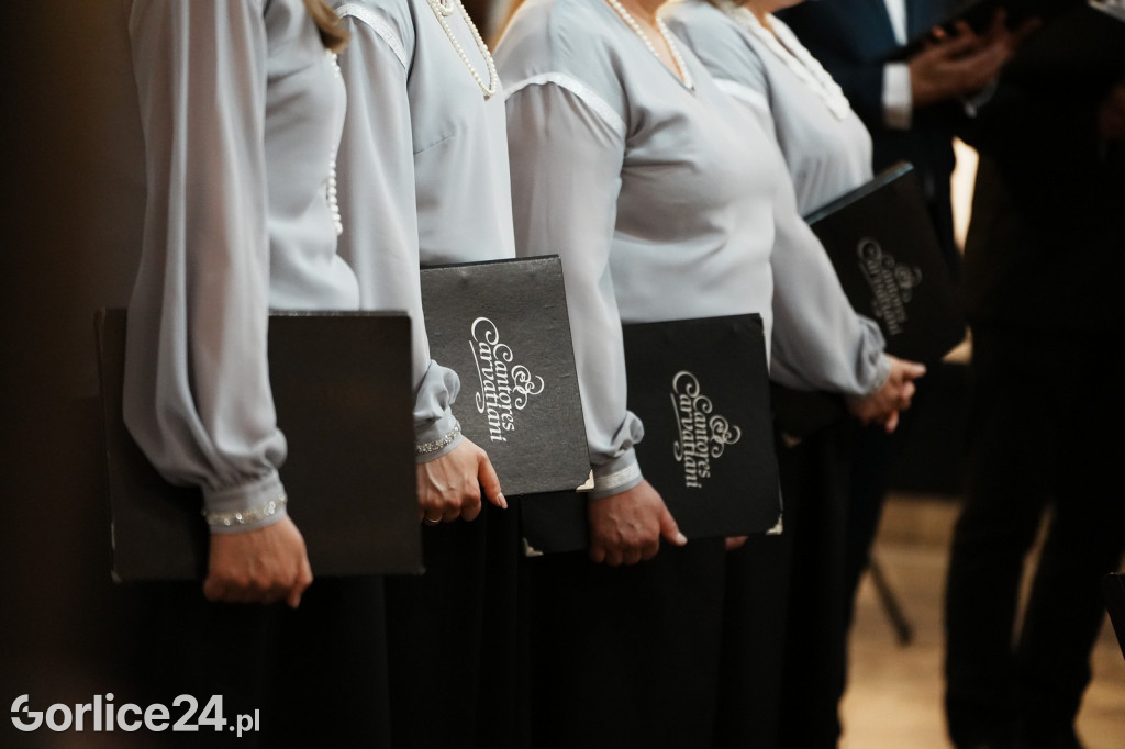 Koncert W Blasku Korony Króla w Dworze Karwacjanów