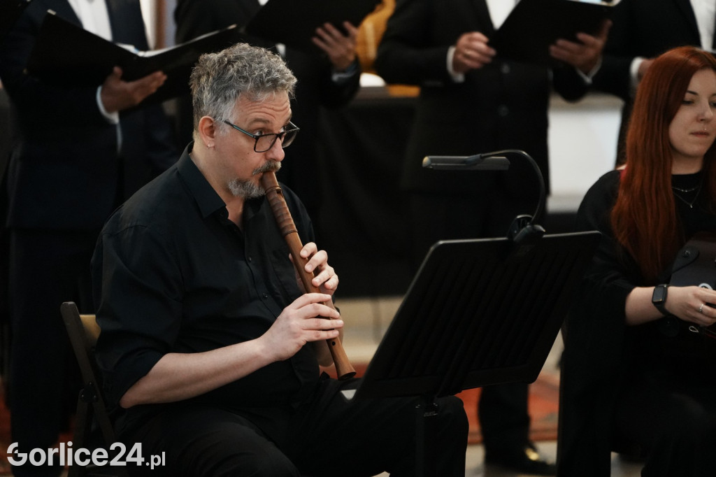 Koncert W Blasku Korony Króla w Dworze Karwacjanów