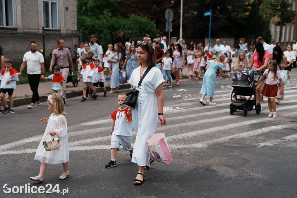 Boże Ciało 2025 w parafii pw. Św. Jadwigi Królowej