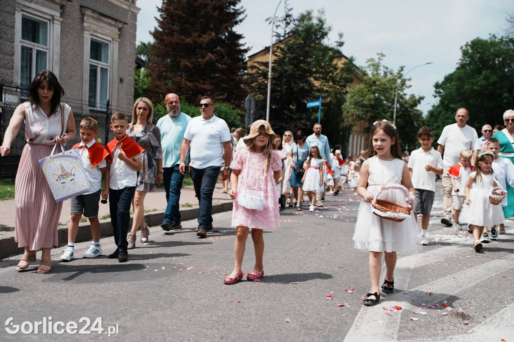 Boże Ciało 2025 w parafii pw. Św. Jadwigi Królowej