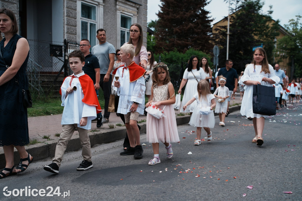 Boże Ciało 2025 w parafii pw. Św. Jadwigi Królowej