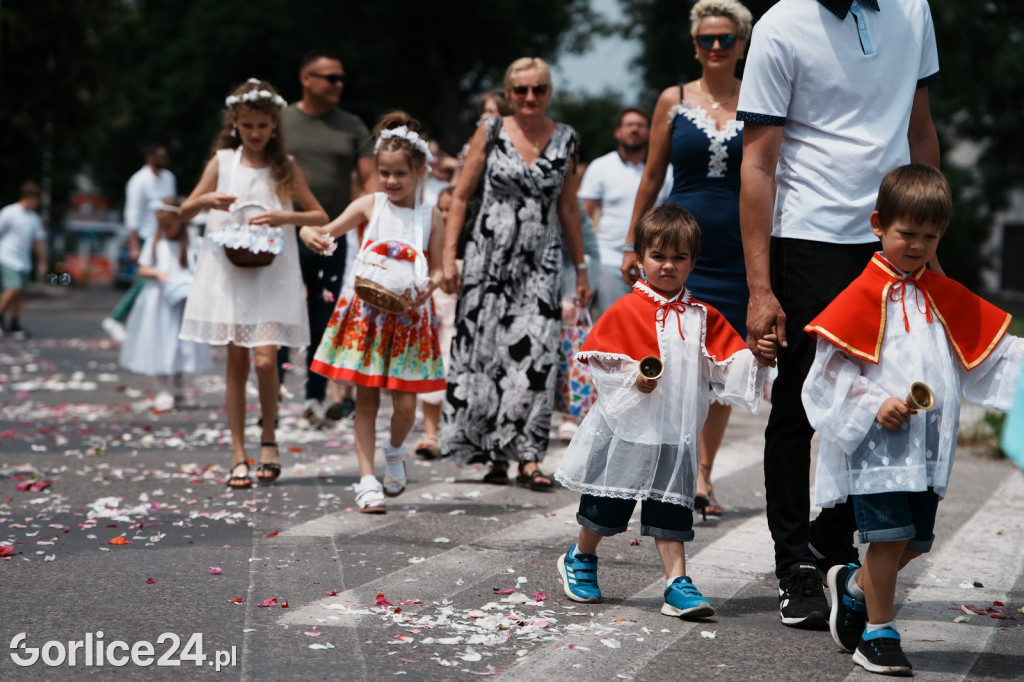 Boże Ciało 2025 w parafii pw. Św. Jadwigi Królowej