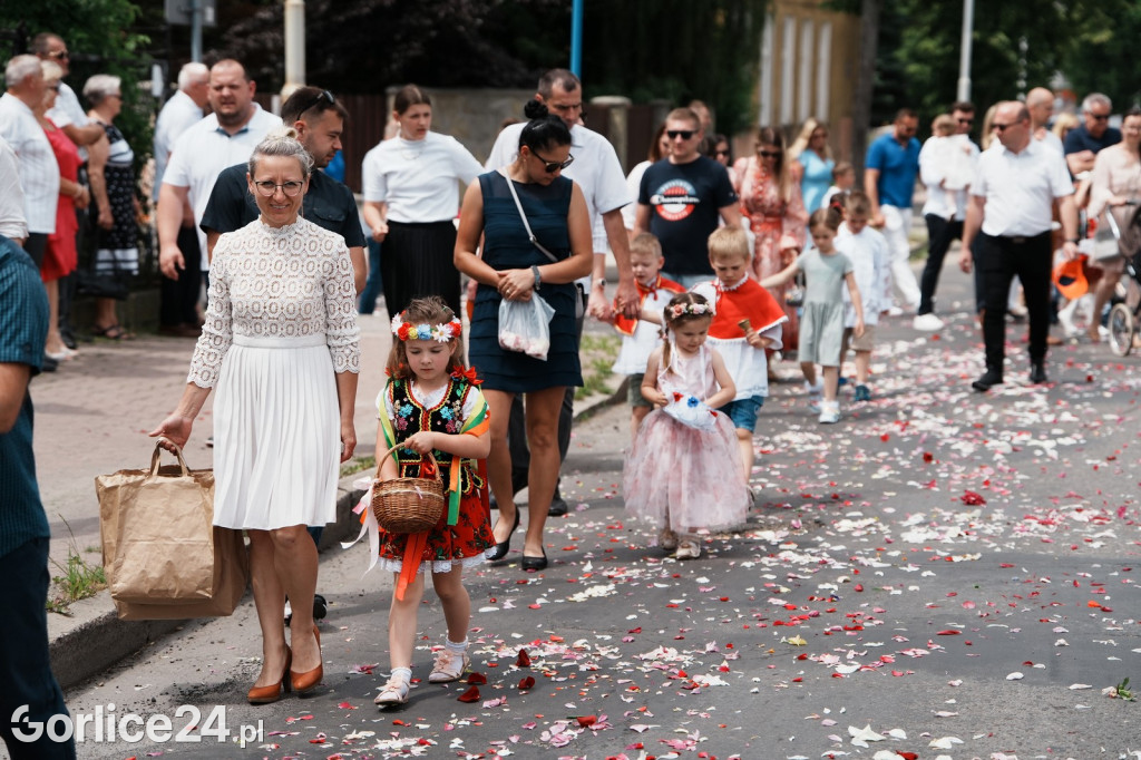 Boże Ciało 2025 w parafii pw. Św. Jadwigi Królowej