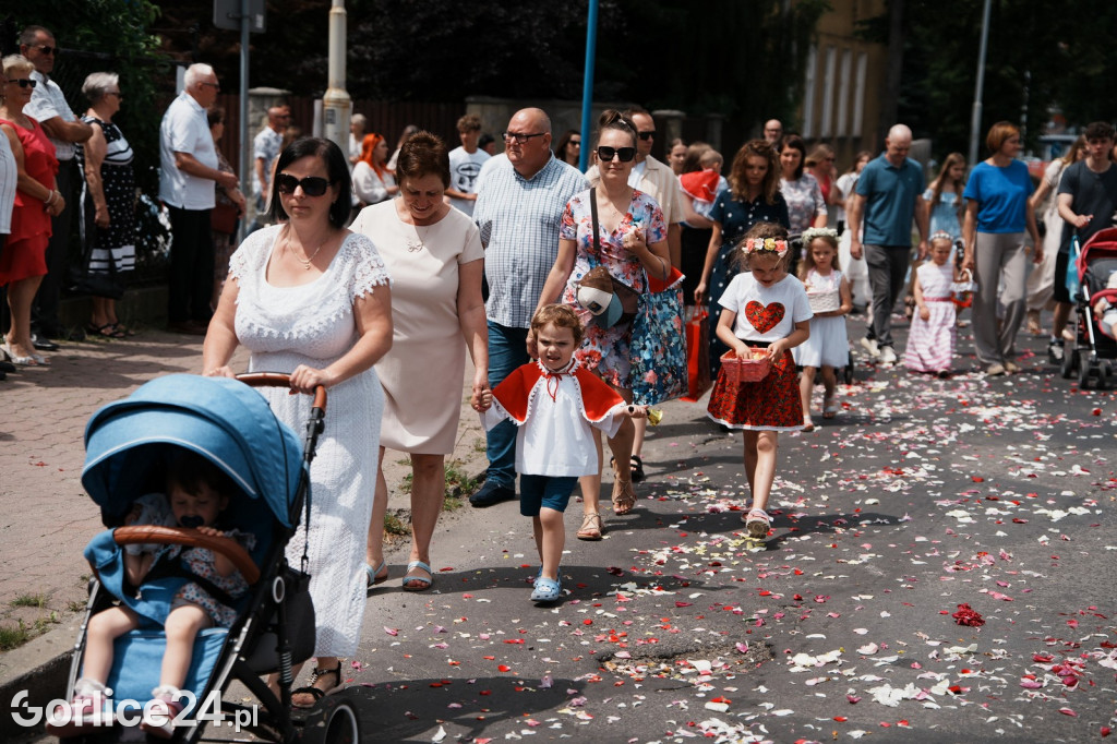 Boże Ciało 2025 w parafii pw. Św. Jadwigi Królowej