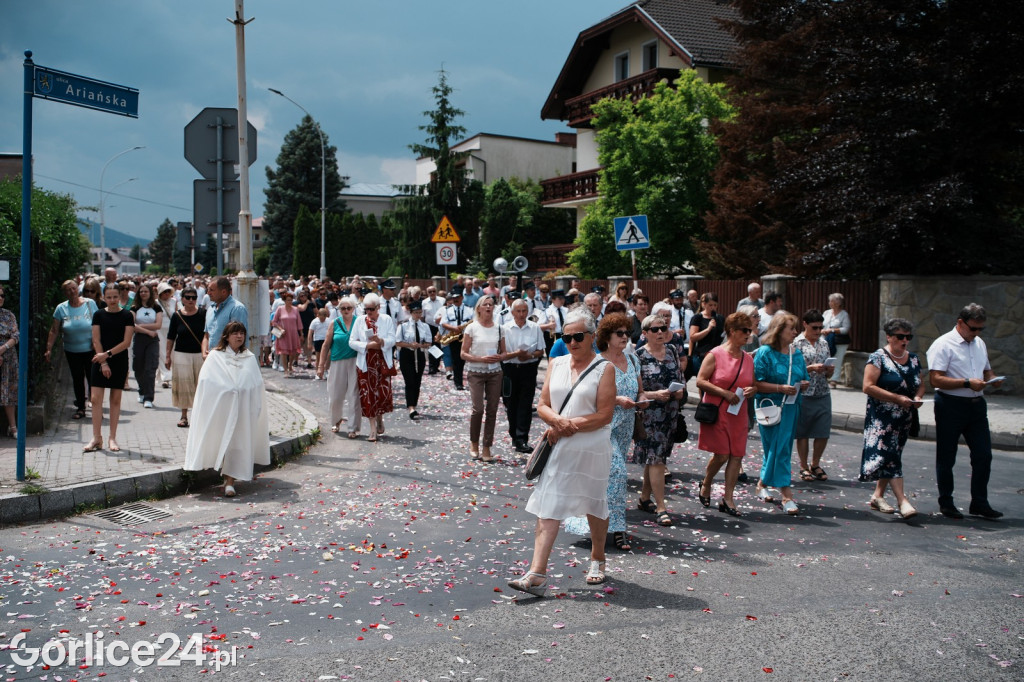 Boże Ciało 2025 w parafii pw. Św. Jadwigi Królowej