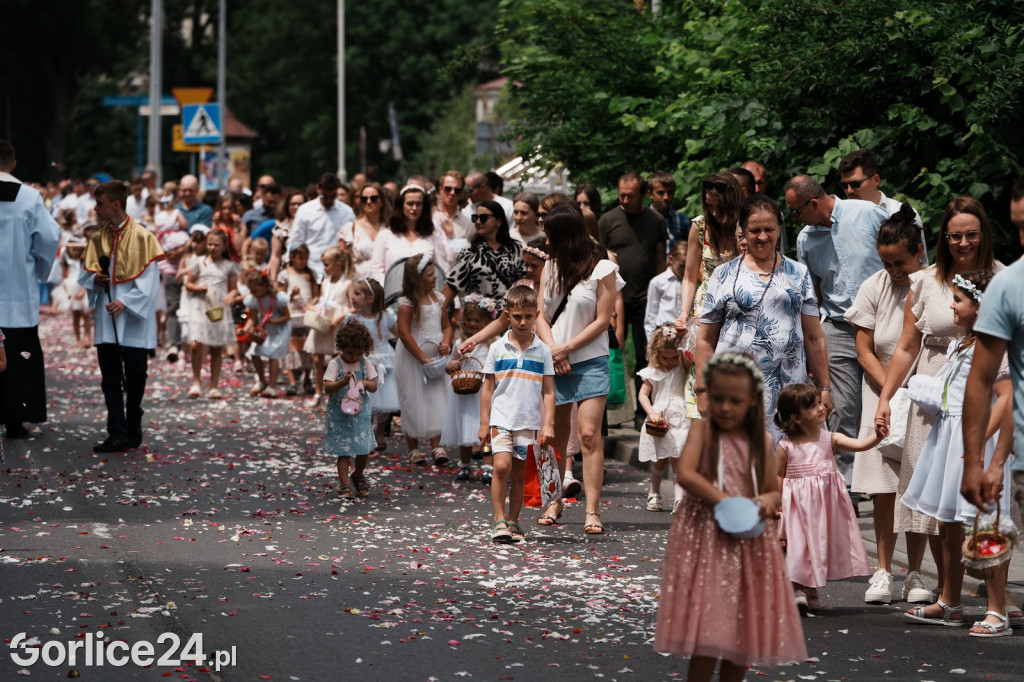 Boże Ciało 2025 w parafii pw. Św. Jadwigi Królowej
