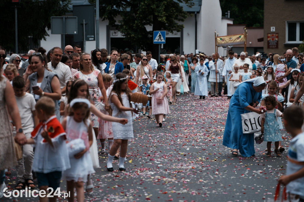 Boże Ciało 2025 w parafii pw. Św. Jadwigi Królowej