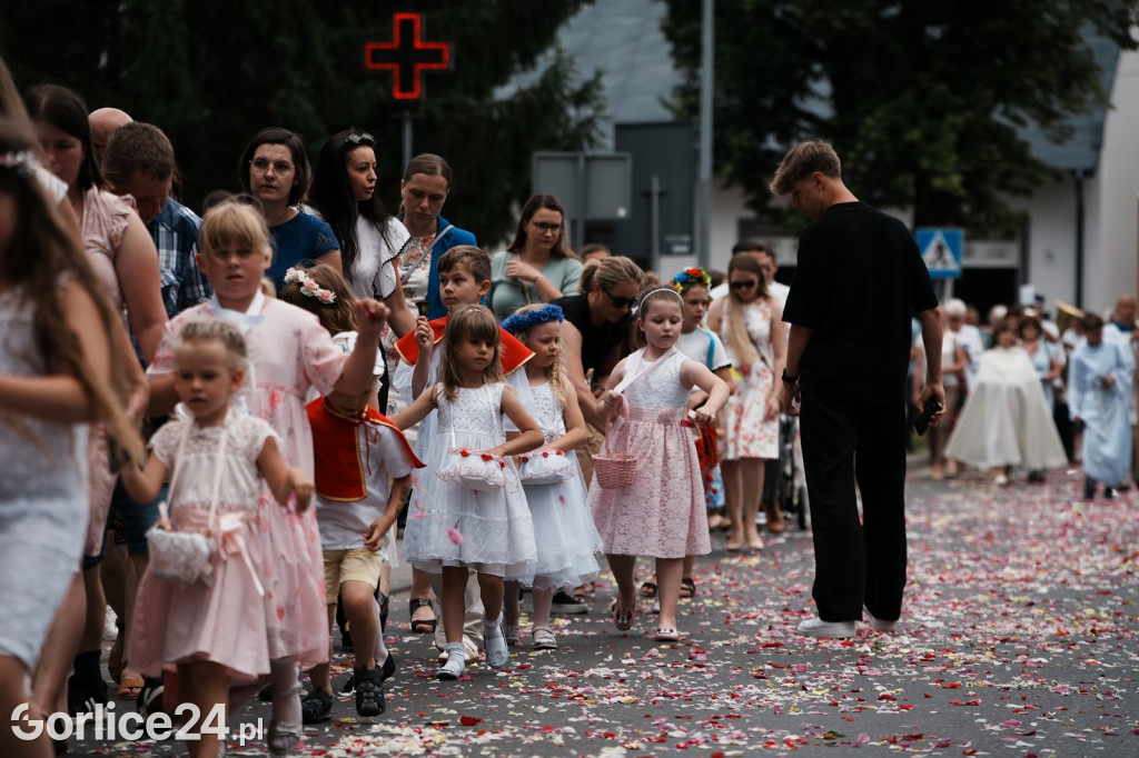 Boże Ciało 2025 w parafii pw. Św. Jadwigi Królowej