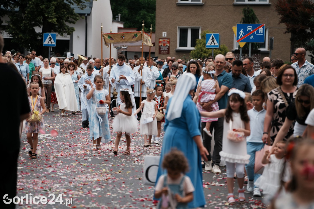 Boże Ciało 2025 w parafii pw. Św. Jadwigi Królowej