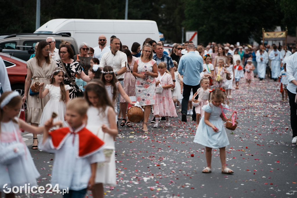 Boże Ciało 2025 w parafii pw. Św. Jadwigi Królowej
