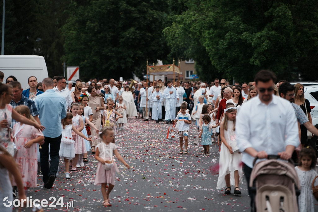 Boże Ciało 2025 w parafii pw. Św. Jadwigi Królowej