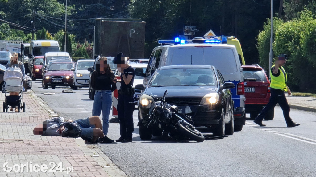 Zderzenie samochodu i motocykla na ul. Kościuszki