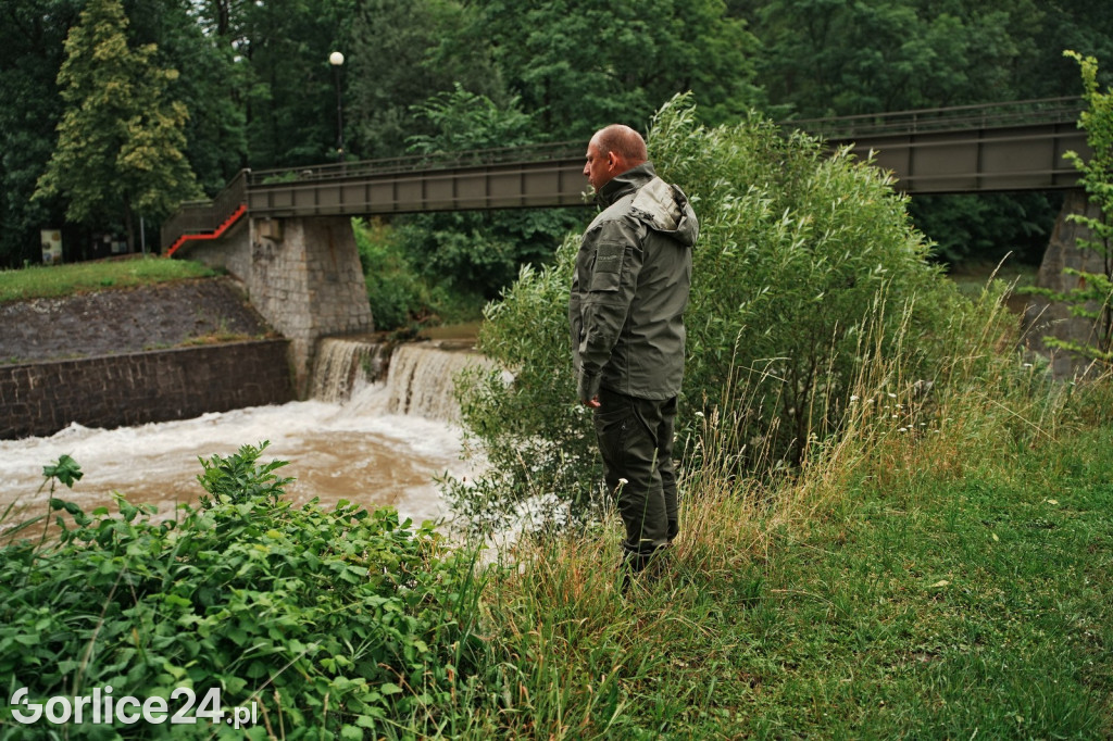 Zagrożenie powodziowe: Wojewoda w Gorlicach (09.07.)