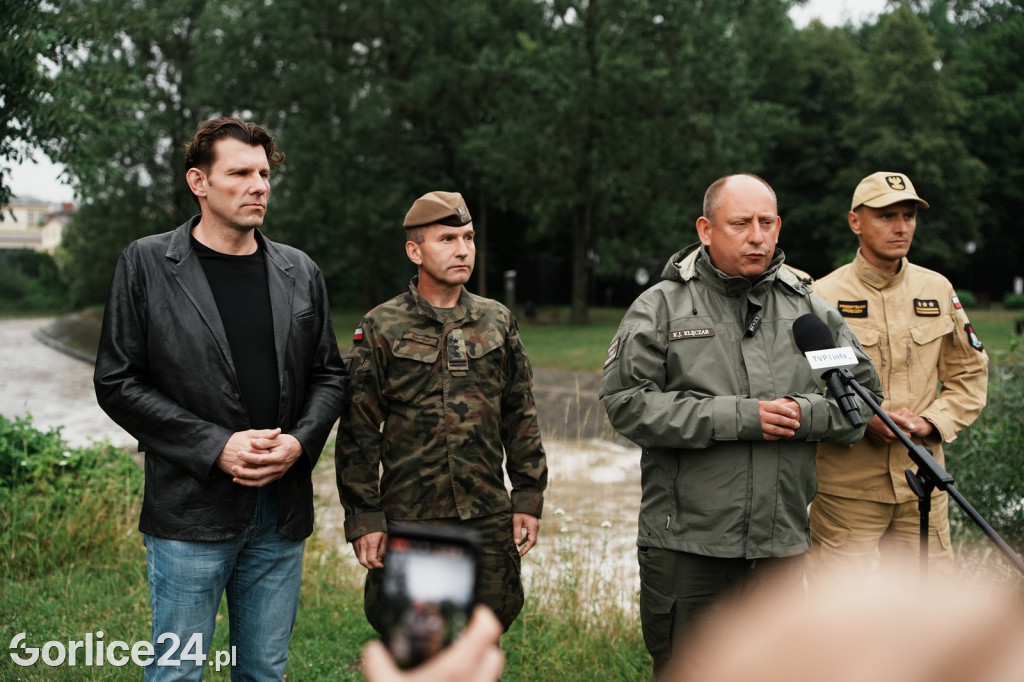Zagrożenie powodziowe: Wojewoda w Gorlicach (09.07.)