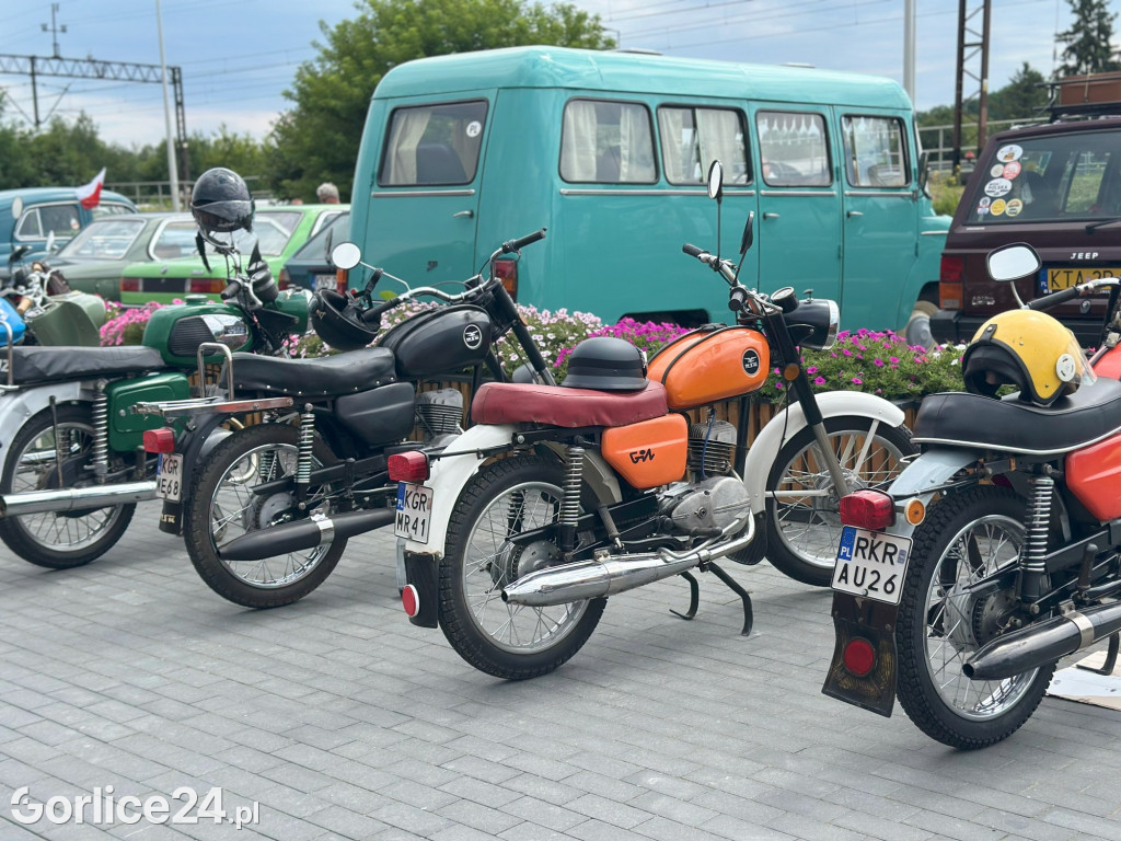 III Zlot Pojazdów Zabytkowych w Binarowej (13.07)