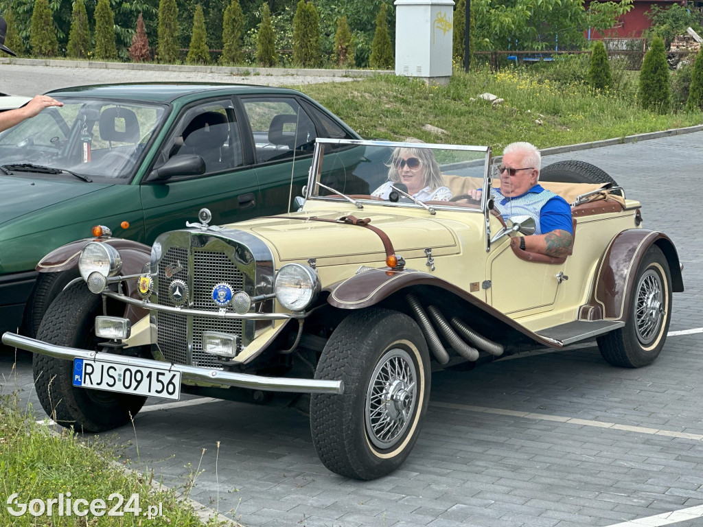 III Zlot Pojazdów Zabytkowych w Binarowej (13.07)