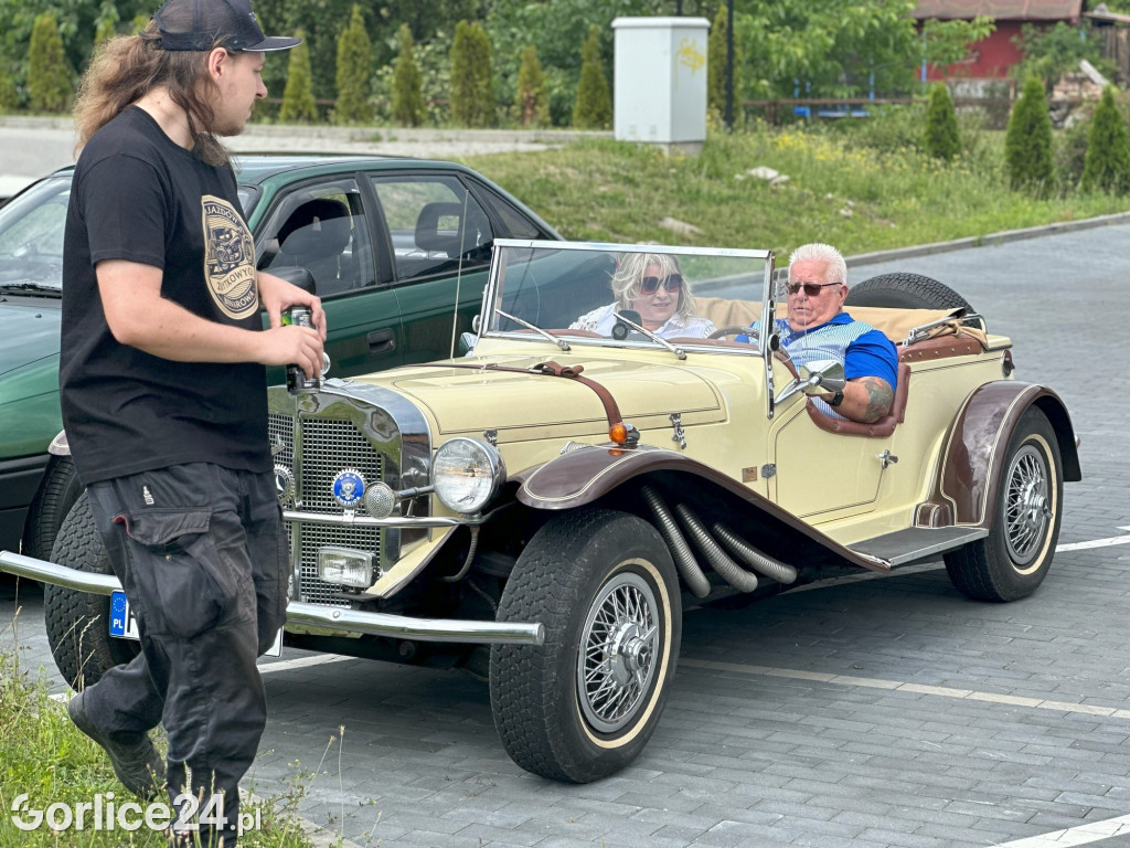 III Zlot Pojazdów Zabytkowych w Binarowej (13.07)