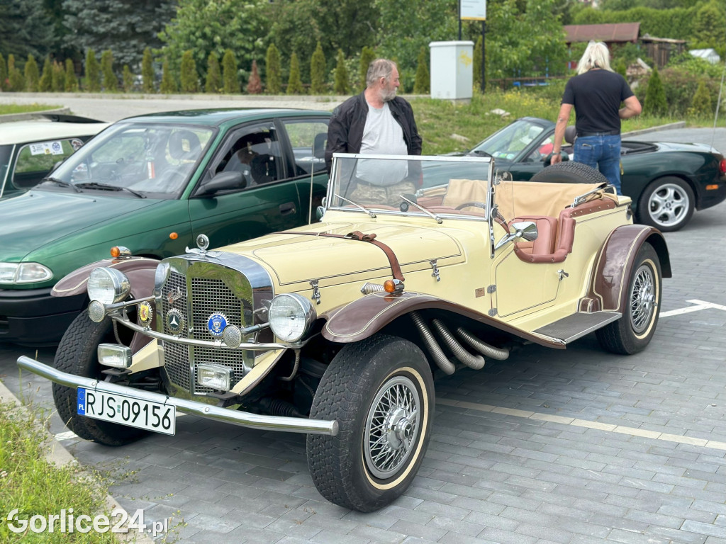 III Zlot Pojazdów Zabytkowych w Binarowej (13.07)