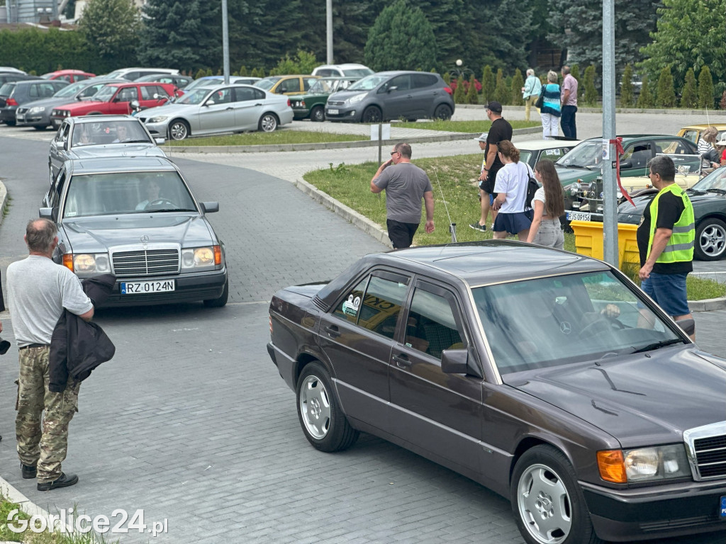 III Zlot Pojazdów Zabytkowych w Binarowej (13.07)