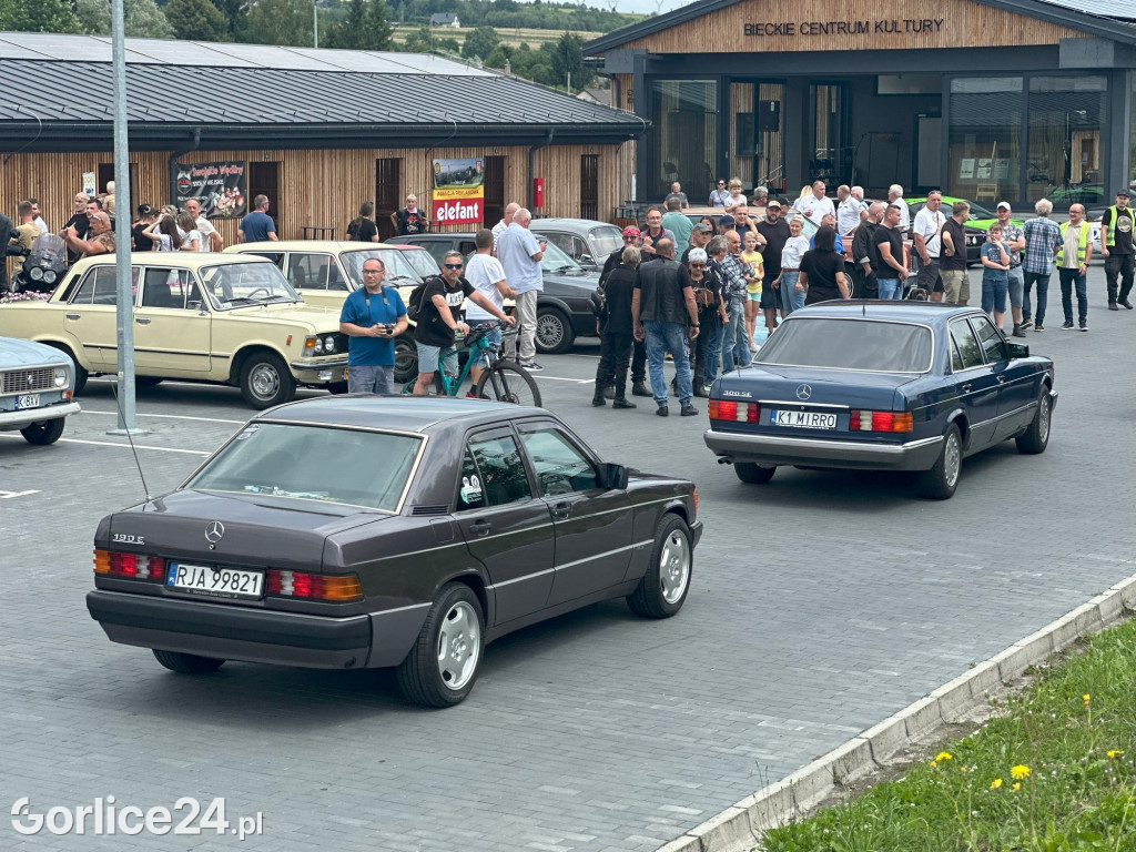 III Zlot Pojazdów Zabytkowych w Binarowej (13.07)