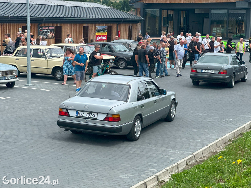 III Zlot Pojazdów Zabytkowych w Binarowej (13.07)