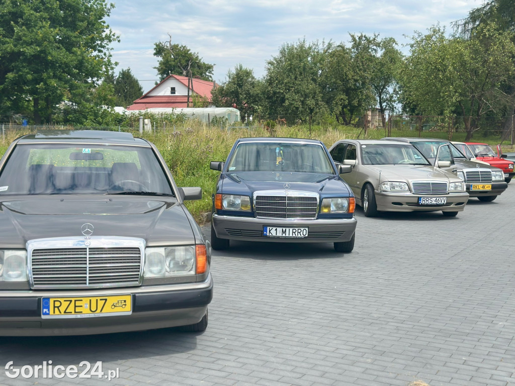 III Zlot Pojazdów Zabytkowych w Binarowej (13.07)