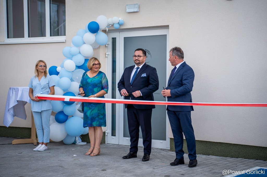 Uroczyste otwarcie ośrodka zdrowia w Moszczenicy
