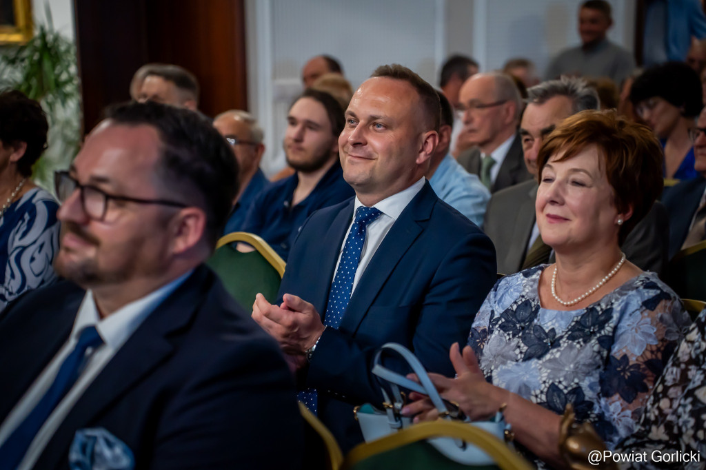 Uroczyste otwarcie ośrodka zdrowia w Moszczenicy