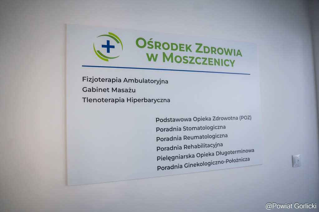Uroczyste otwarcie ośrodka zdrowia w Moszczenicy