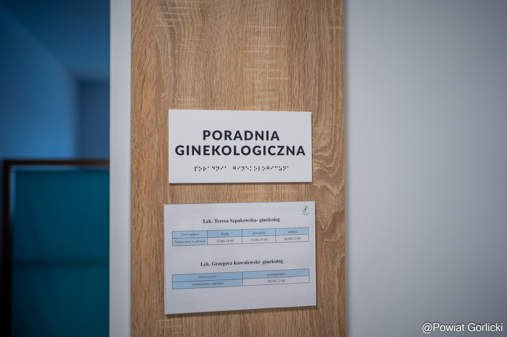 Uroczyste otwarcie ośrodka zdrowia w Moszczenicy