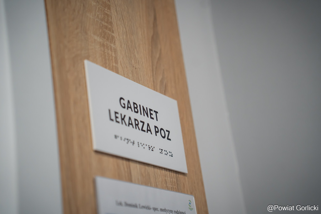 Uroczyste otwarcie ośrodka zdrowia w Moszczenicy