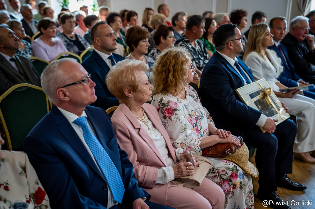 Uroczyste otwarcie ośrodka zdrowia w Moszczenicy