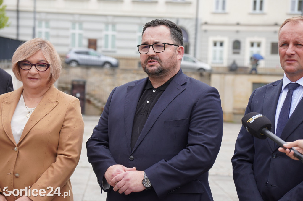 Briefing prasowy poseł Barbary Bartuś (17.07)
